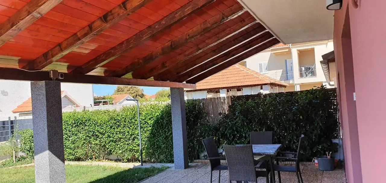 Holiday Home Gabriela Sukošan